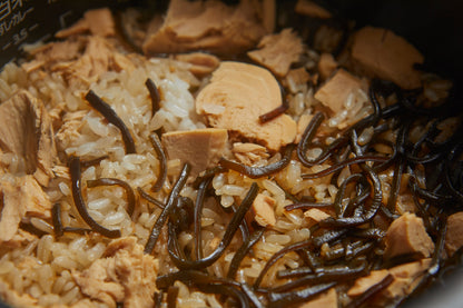 静岡産オリーブオイルとUMAMI OILとツナ缶セット