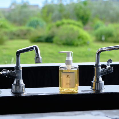 オリーブ園生まれのハンドソープ